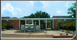 Photo of University Gallery
